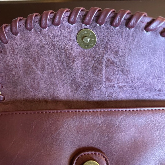 Women Faux Leather Burgundy Crossbody Shoulder Bag Stylish Handbag Soft Tote - Picture 11 of 11